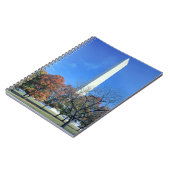 ワシントンD.C.、米国。 ワシントン記念塔の上昇 ノートブック (左側)