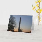 ワシントンDCのサンセット時のワシントン記念塔 カード (黄色い花)