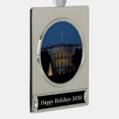 ワシントンDCの夜のクリスマスホワイトハウス シルバープレートバナーオーナメント (右)