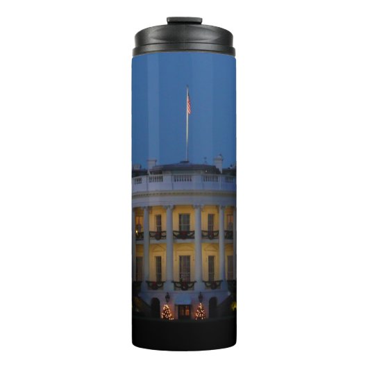 ワシントンDCの夜のクリスマスホワイトハウス タンブラー (正面)