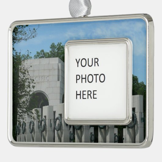 ワシントンDCのWWIIメモリアルリースII シルバープレートフレームオーナメント (左)