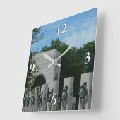 ワシントンDCのWWIIメモリアルリースII スクエア壁時計 (傾斜)