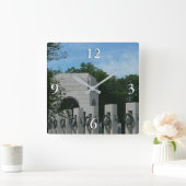 ワシントンDCのWWIIメモリアルリースII スクエア壁時計 (ホーム)