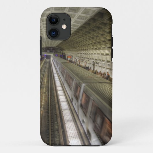ワシントンDCメトロ鉄道駅 Case-Mate iPhoneケース (裏面)