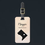 ワシントンDC地図スーツケースタグ、ウェディングパーティー ラゲッジタグ<br><div class="desc">これらの州スーツケースタグは、ウェディングパーティーのギフトタグやウェルカムバッグタグに最適です。 通常の紙のギフトタグの代わりに、ブライドメイドのギフトに付けて、数ヶ月、数年と長く使ってもらえます。 タグは、ピーチアプリコット水彩画の背景にハートマークが入っています。 結婚式の会場にハートマークを付けるには、「さらにカスタマイズする」オプションをご利用ください。</div>