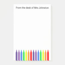 ワックスのクレヨンは、机から、先生はポスト・イン