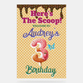 ワッフルアイスクリームコーン 3歳の誕生日 アクリルサイン (正面)