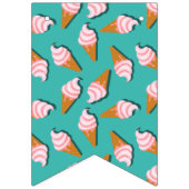 ワッフルコーンのアイスクリームと凍っていヨーグルト模様 バンティングフラッグ (第3の旗)