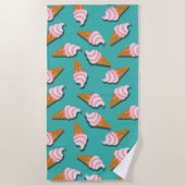 ワッフルコーンのアイスクリームと凍っていヨーグルト模様 ビーチタオル (正面)