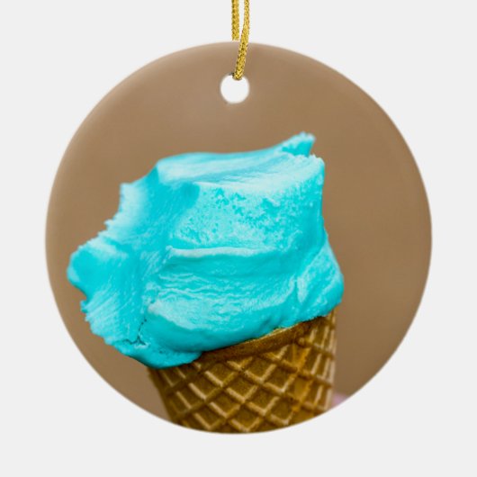 ワッフルマクロ付きアイスクリーム セラミックオーナメント (正面)