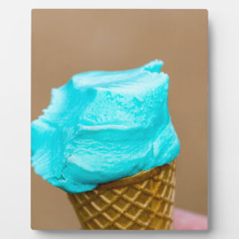 ワッフルマクロ付きアイスクリーム フォトプラーク