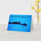 ワニが50番目の幸せを言う誕生日 カード (黄色い花)