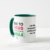 ワハおもしろいラに焦点を合わせる マグカップ (正面左)