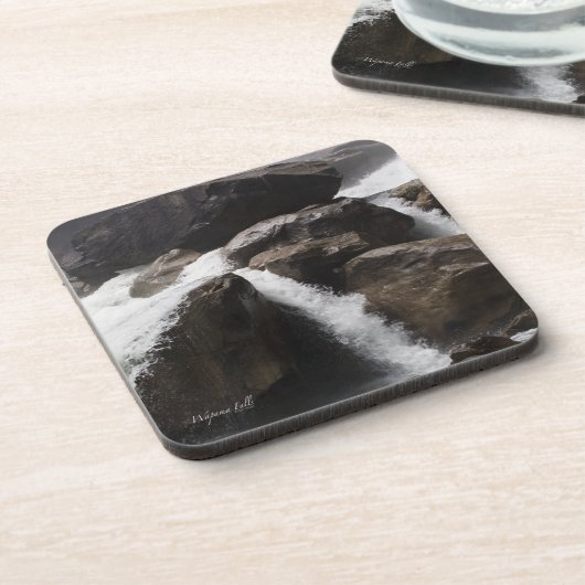 ワパマ滝 コースター (左側)