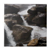 ワパマ滝 タイル (正面)