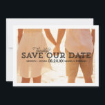ワミィ素朴ー |写真の日付の保存 セーブザデート<br><div class="desc">この素朴お洒落な、日付ハガキを保存するカードの中央に救は、大きな写真を重ねる文字"親切な私たちの日付"を特徴とする。カスタマイズの結婚詳細と写真と共にお気に入りの。カードの背面に追加の文字や写真を追加できる。</div>