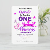 ワンカワイイプリンセス1歳パーソナライズされた誕生日 招待状 (スタンド正面)