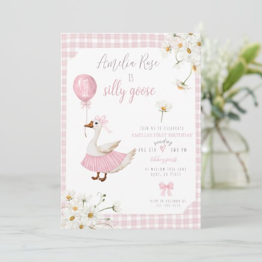 ワンガ間抜けースファースト誕生日招待状ピンク 招待状 (スタンド正面)