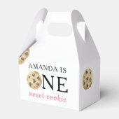ワンスイートクッキー&ミルクガールファースト誕生日 フェイバーボックス (正面サイド)