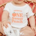 ワンスイートピーチオレンジ第1誕生日パーティー ベビーTシャツ<br><div class="desc">1つの甘いピーチオレンジ最初の誕生日パーティーベビーTシャツ！</div>