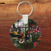 ワンダーランドのキーチェーンのアリス キーホルダー (正面)