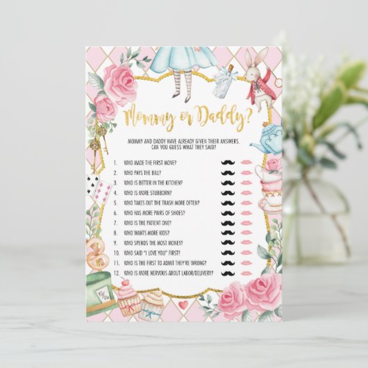 ワンダーランドのママとパパのアリスベビーゲームカード 招待状 (スタンド正面)