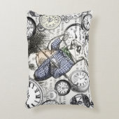 ワンダーランドの時計に登場する白うさぎのアリス アクセントクッション (正面(垂直))