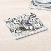 ワンダーランドの時計に登場する白うさぎのアリス スクエアペーパーコースター (アングル)