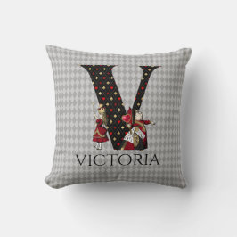 ワンダーランドアリス&クイーンハートレターV クッション