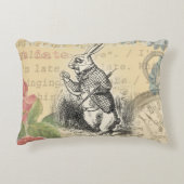 ワンダーランドアートの白うさぎのアリス アクセントクッション (正面)