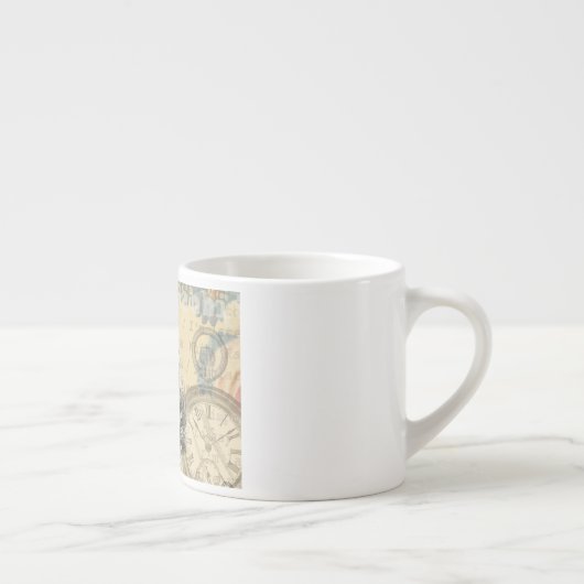 ワンダーランドアートの白うさぎのアリス エスプレッソカップ (右)