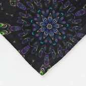 ワンダーランド熱狂する子猫ジオメトリックブラックパープル フリースブランケット (角)