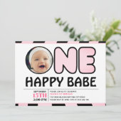 ワンハッピーベビーグルービーチェックガールフォト誕生日 招待状 (スタンド正面)