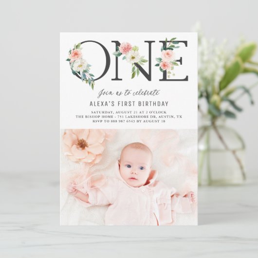 ワンピーチ花模様ファースト誕生日フォト招待状 招待状 (スタンド正面)