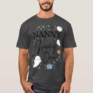 ワンファースト不気味誕生日ボーイの女性ナニー Tシャツ