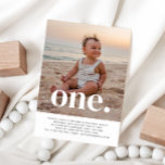 ワンフォトファースト誕生日招待状 招待状<br><div class="desc">自シンプル分の写真とトップの「one.」という言葉を使った誕生日への最初の招待。</div>