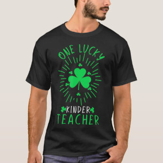 ワンラッキーキンダー先生レインボーレオパードラッキーセント Tシャツ