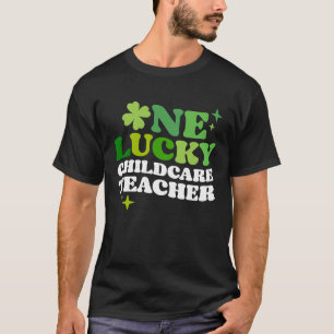 ワンラッキーチャイルドケア先生アイリッシュCセントパトリックD Tシャツ