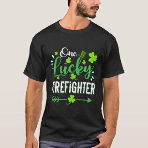 ワンラッキーファイヤーファイターシャムロックレプラーチョンハットパター Tシャツ