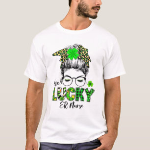 ワンラッキーERナースメッシーブンシャムロックスセントパトリック Tシャツ