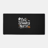 ワン不気味ナースおもしろい幽霊ナースハロウィーンエッセン デスクマット (正面)