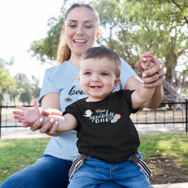 ワン不気味ボーイ初誕生日 ベビーTシャツ