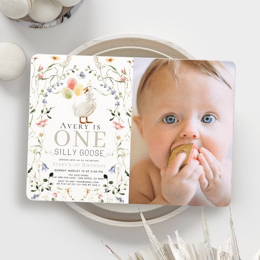 ワン間抜けグースワイルドフラワー写真第1誕生日 招待状