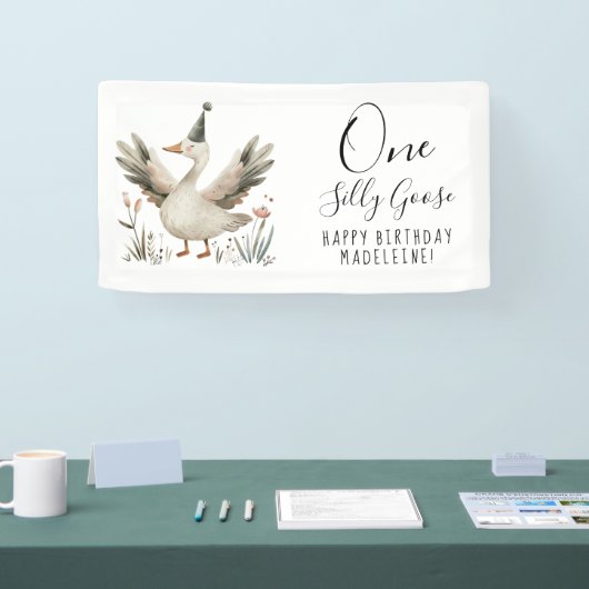 ワン間抜けグース1歳の誕生日かわいい水彩パーティー 横断幕 (トレードショー)