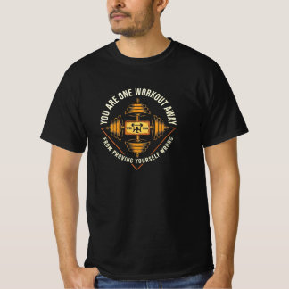ワークアウト中です Tシャツ