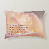 ワークラブダンスソフトバラ感動的引用文 アクセントクッション (正面)