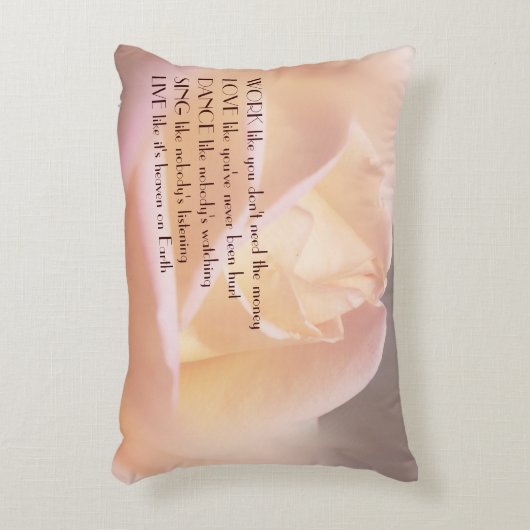 ワークラブダンスソフトバラ感動的引用文 アクセントクッション (正面(垂直))