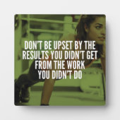 ワーク懸命 – ウィメンズジムトレーニング やる気を起こさせる フォトプラーク (正面)