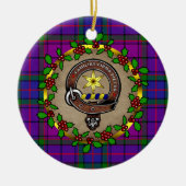 ワードロークランバッジ&タータンチェックパーソナライズされたクリスマス セラミックオーナメント (正面)