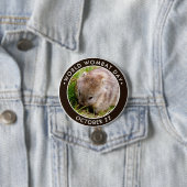 ワールドウォンバットデイ、かわいいベビーウォンバット 缶バッジ (インサイチュ)